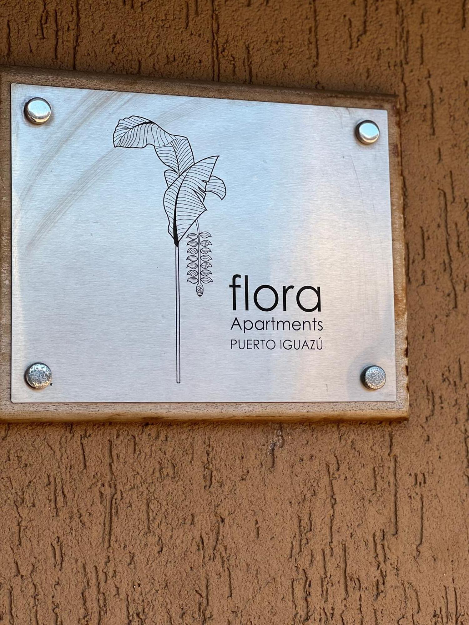 Flora Apartments Puerto Iguazú Kültér fotó